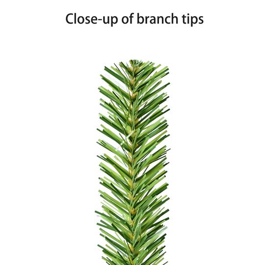 24" Pre-Lit Artificial Christmas Wreath